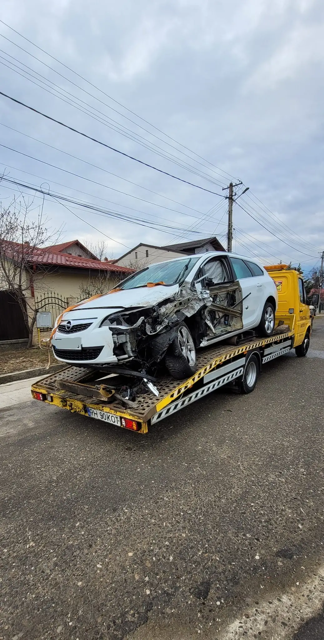 Poză cu mașina de tractare