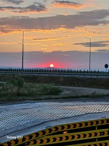 Poză cu mașina de tractare
